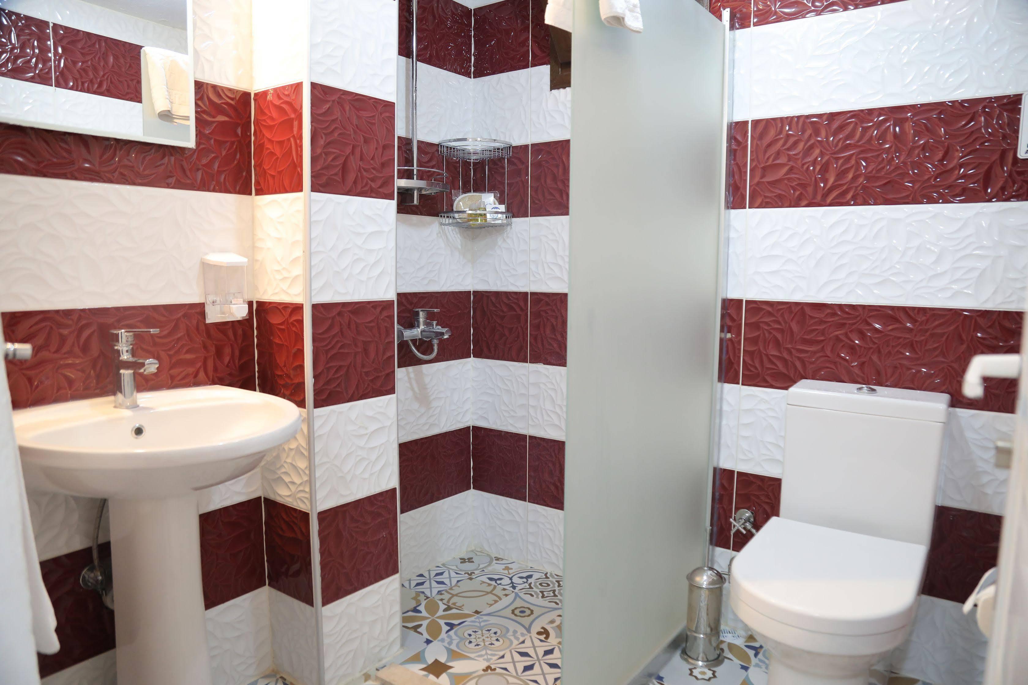 Aksu Hotel อาเลอเจอติ ภายนอก รูปภาพ
