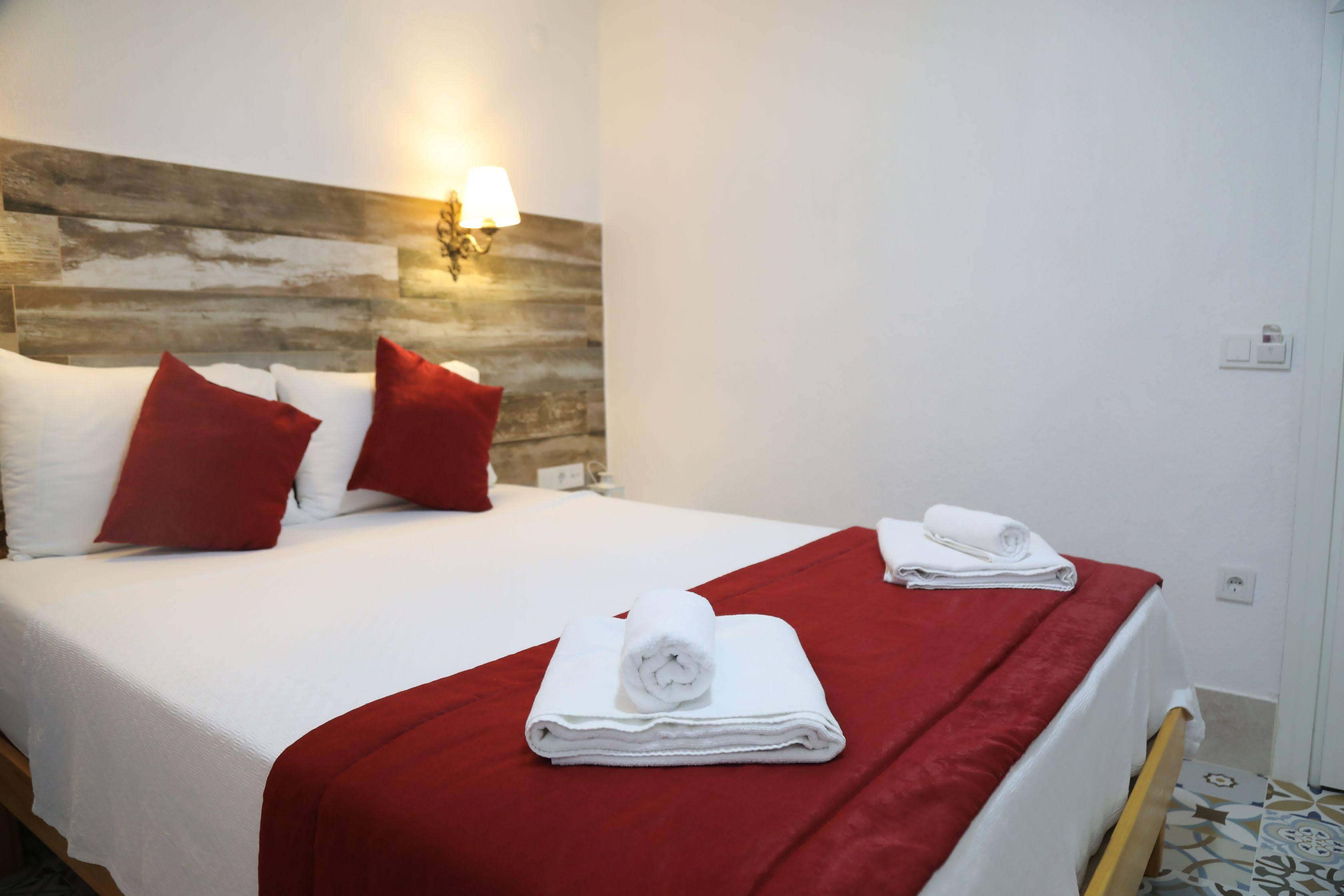 Aksu Hotel อาเลอเจอติ ภายนอก รูปภาพ