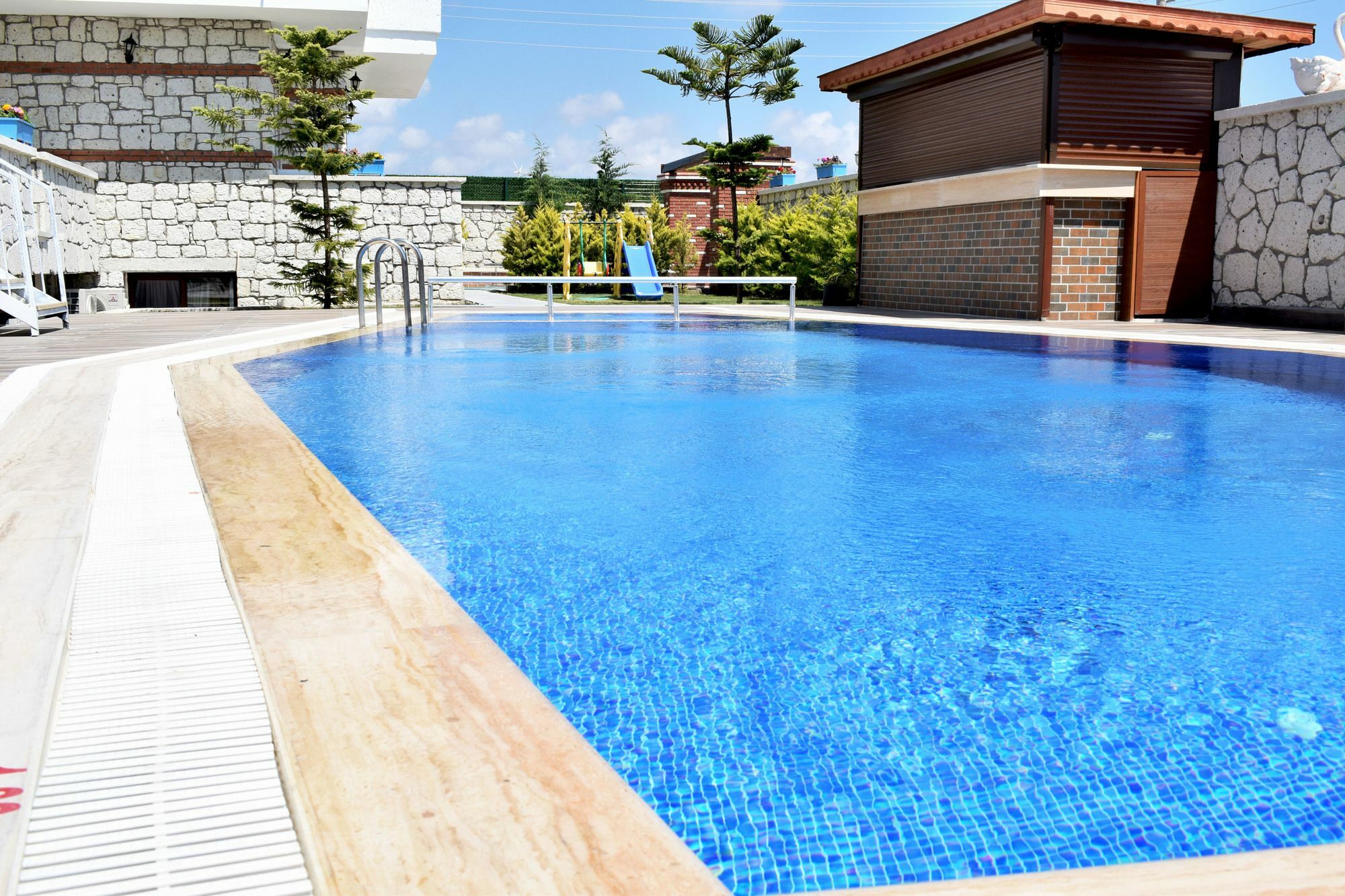 Aksu Hotel อาเลอเจอติ ภายนอก รูปภาพ