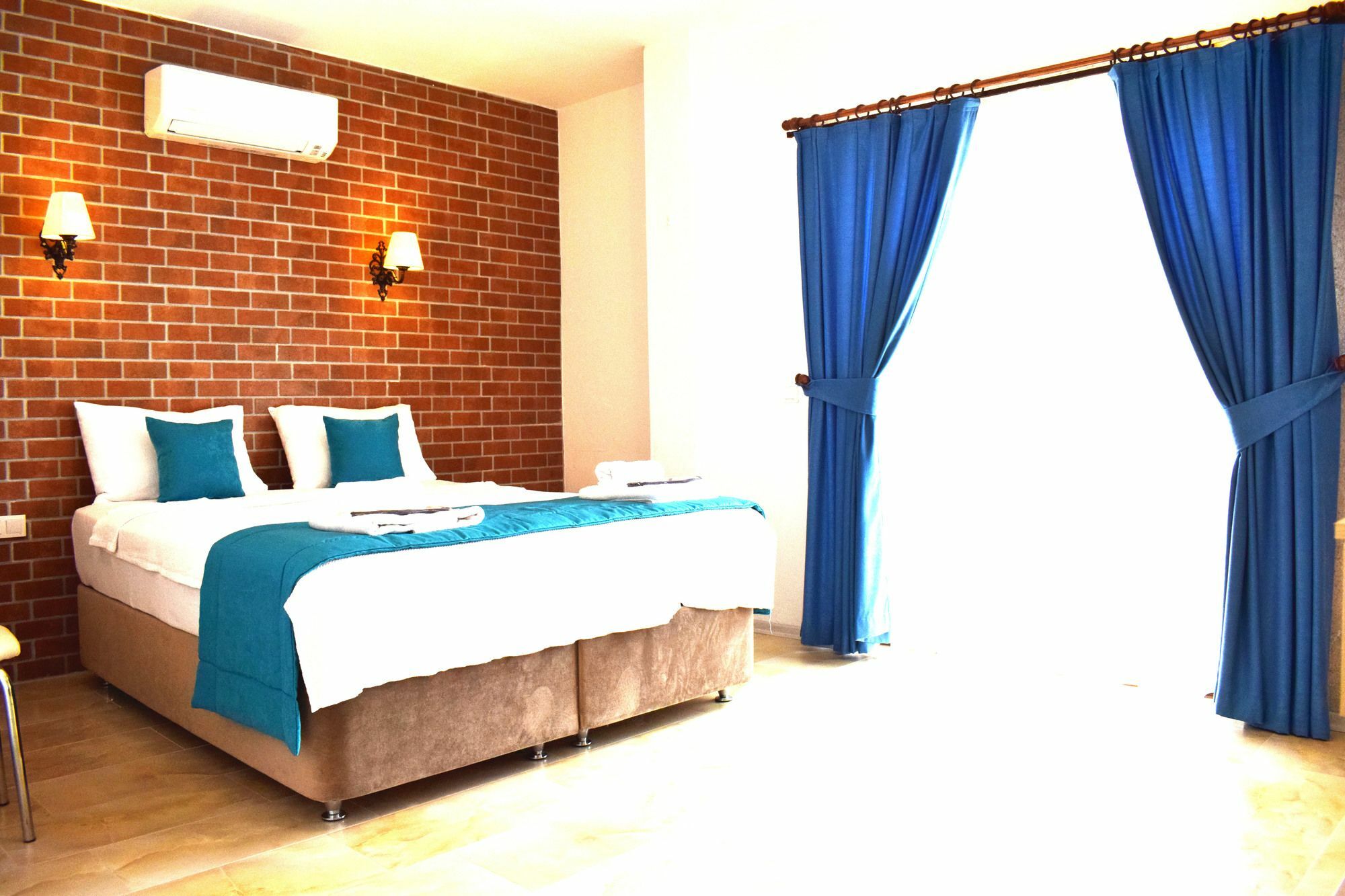 Aksu Hotel อาเลอเจอติ ภายนอก รูปภาพ